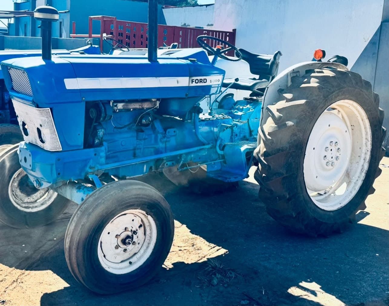 Ford 5000 - Image 2